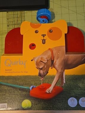 Quirky Pawcet Dog Drinking Fountain - Orange/Red